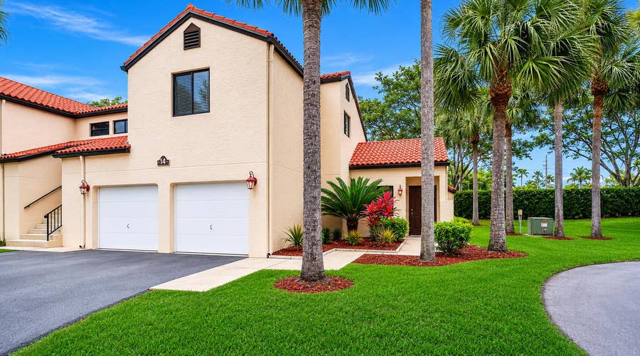 Property photo for 14 VIA DE CASAS SUR, #104, Boynton Beach, FL