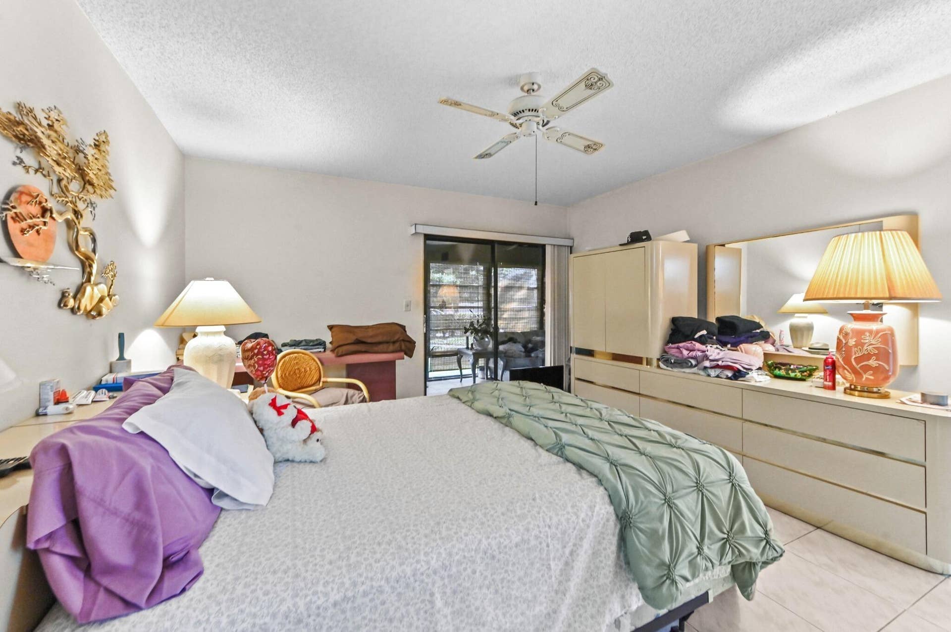 16 Bedroom 04