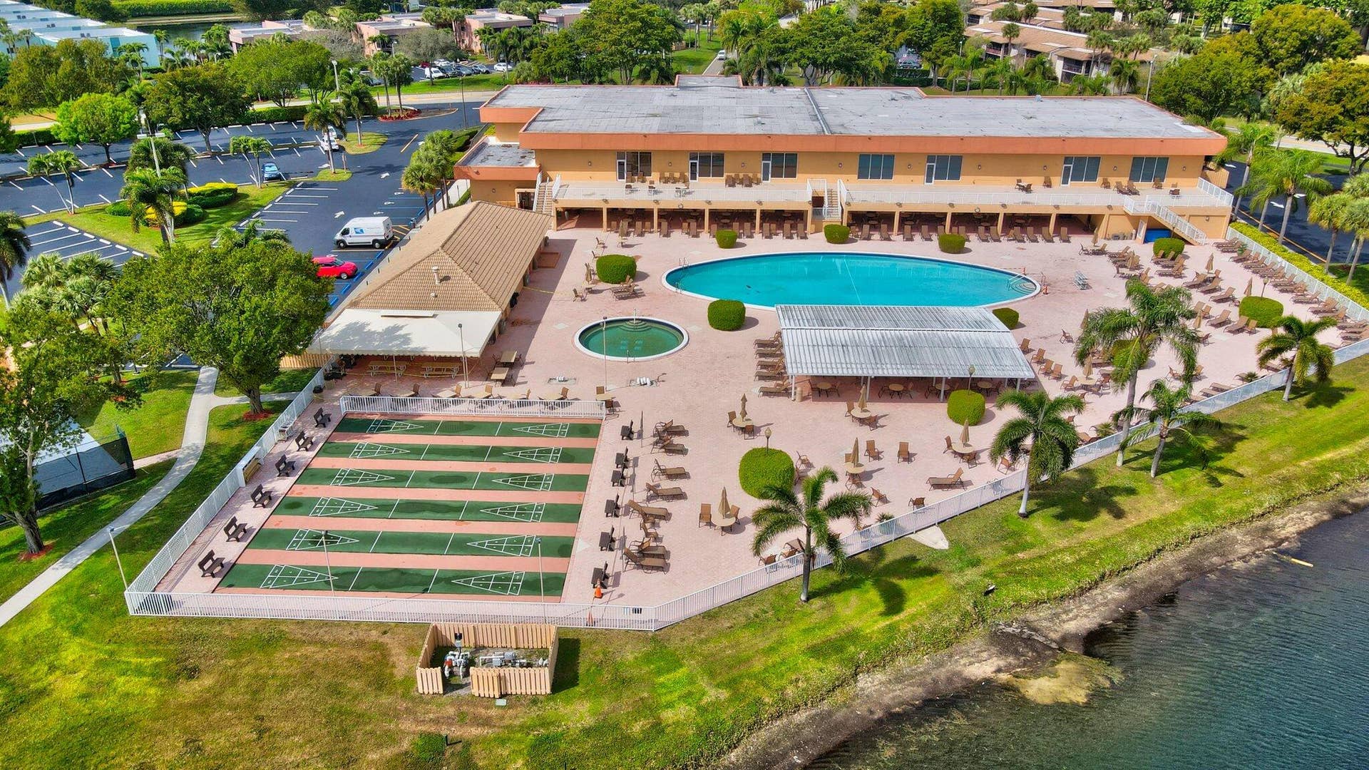77-web-or-mls-Lakes of Delray (40)