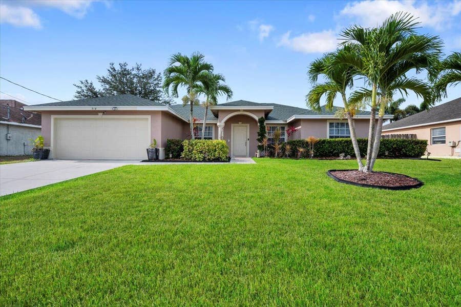 Property photo for 918 SW JEREMKO Avenue, Port St Lucie, FL