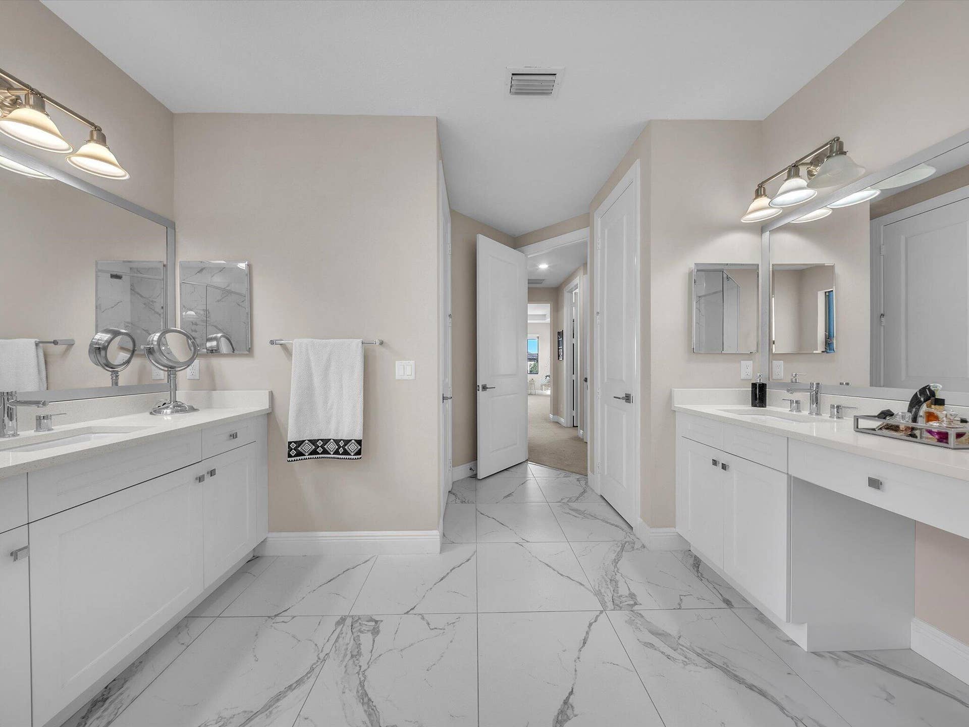 11965 S BAYPOINT Circle, Parkland, FL 33076 oversized bathroom parkland bay