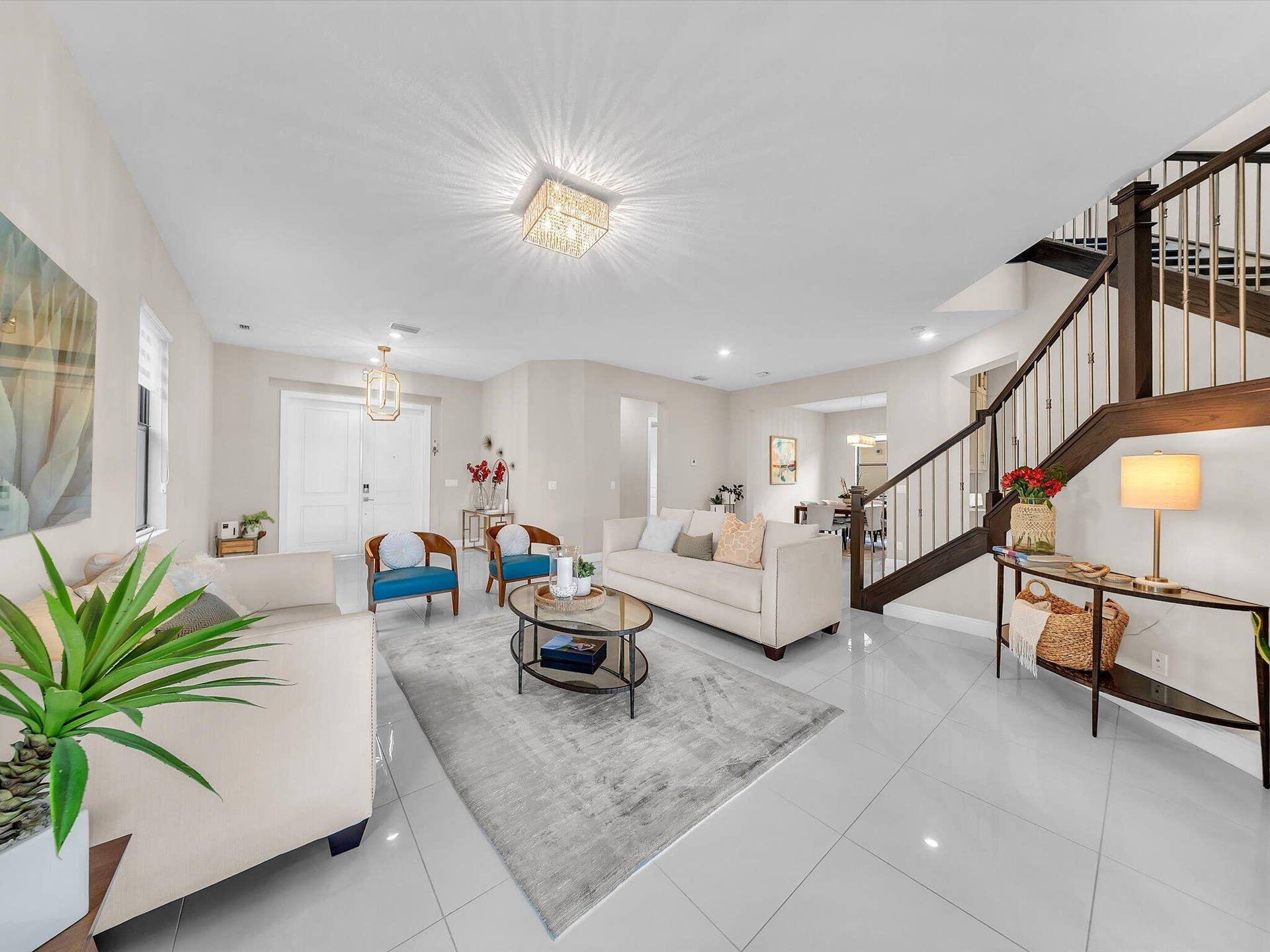 11965 S BAYPOINT Circle, Parkland, FL 33076 living room angle shot