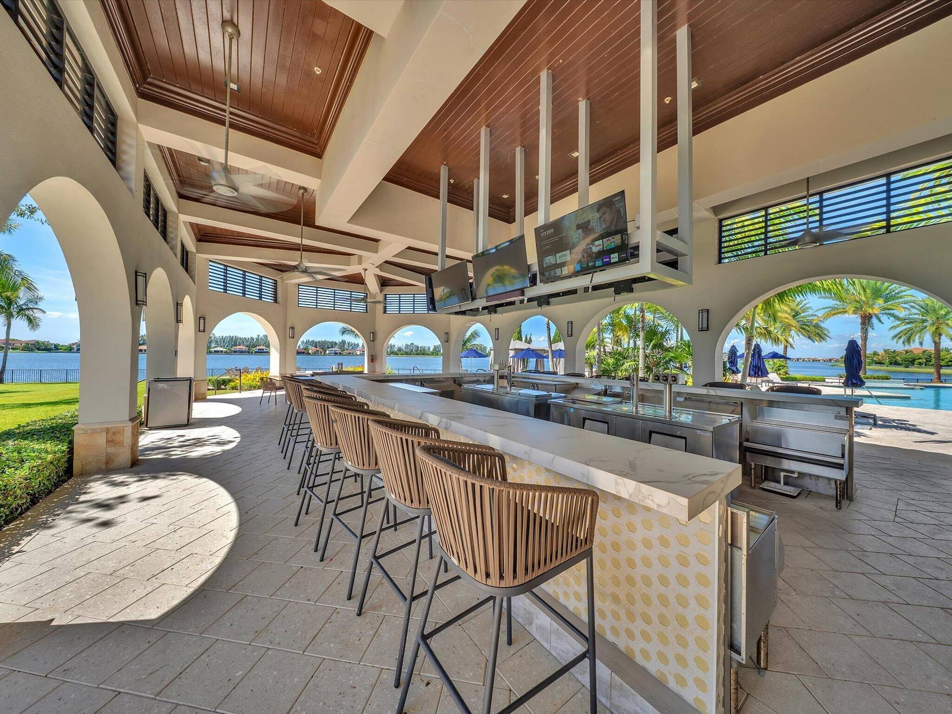 11965 S BAYPOINT Circle, Parkland, FL 33076 club house entertainment