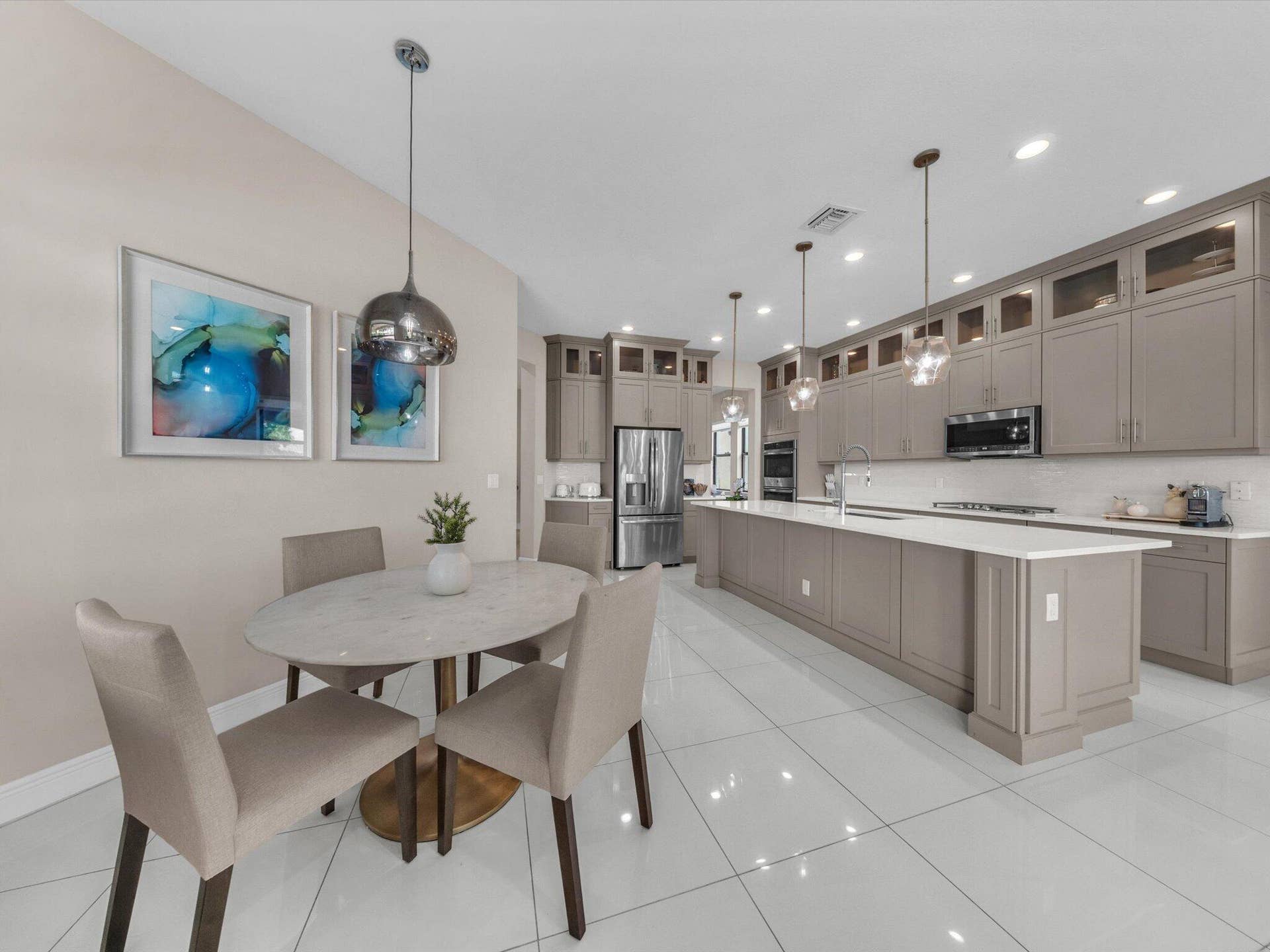 11965 S BAYPOINT Circle, Parkland, FL 33076 kitchen and breakfast table