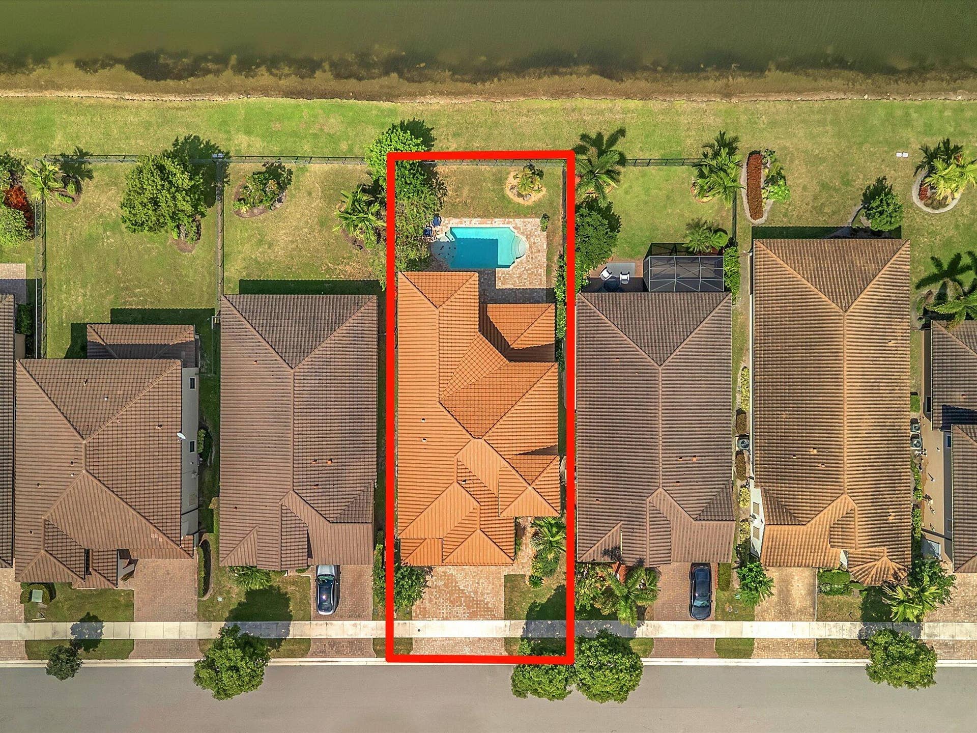 11965 S BAYPOINT Circle, Parkland, FL 33076 PROPERTY BORDER LINE FROM ABOVE