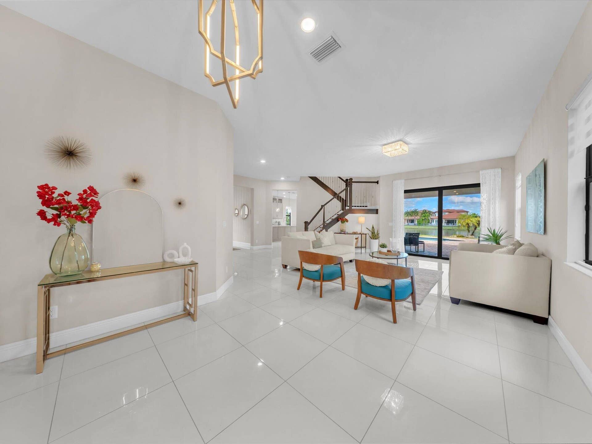 11965 S BAYPOINT Circle, Parkland, FL 33076 Living room