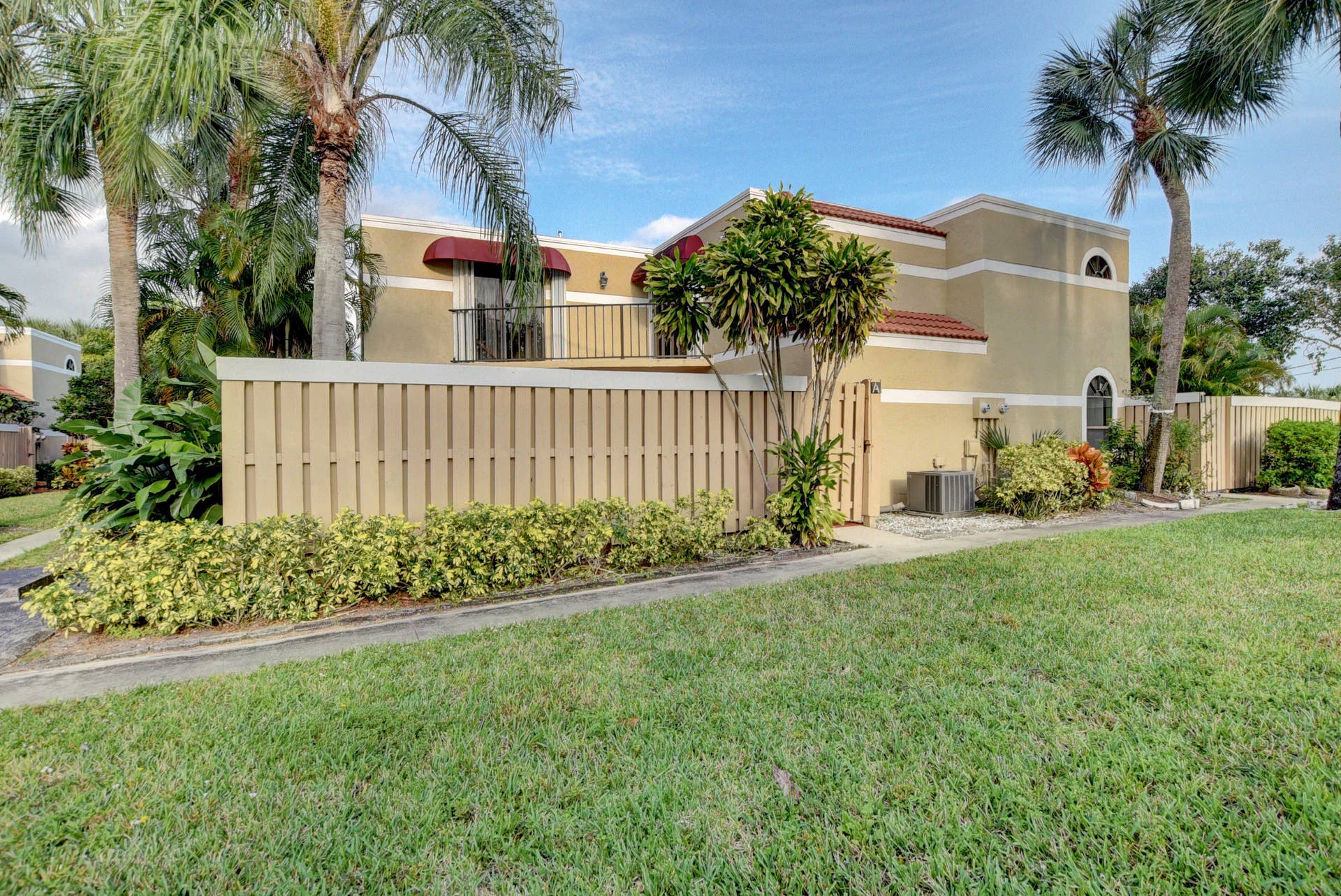 4145 VILLAGE Drive, #A, Delray Beach, Delray Beach, FL 33445 20200206171644156885000000-o