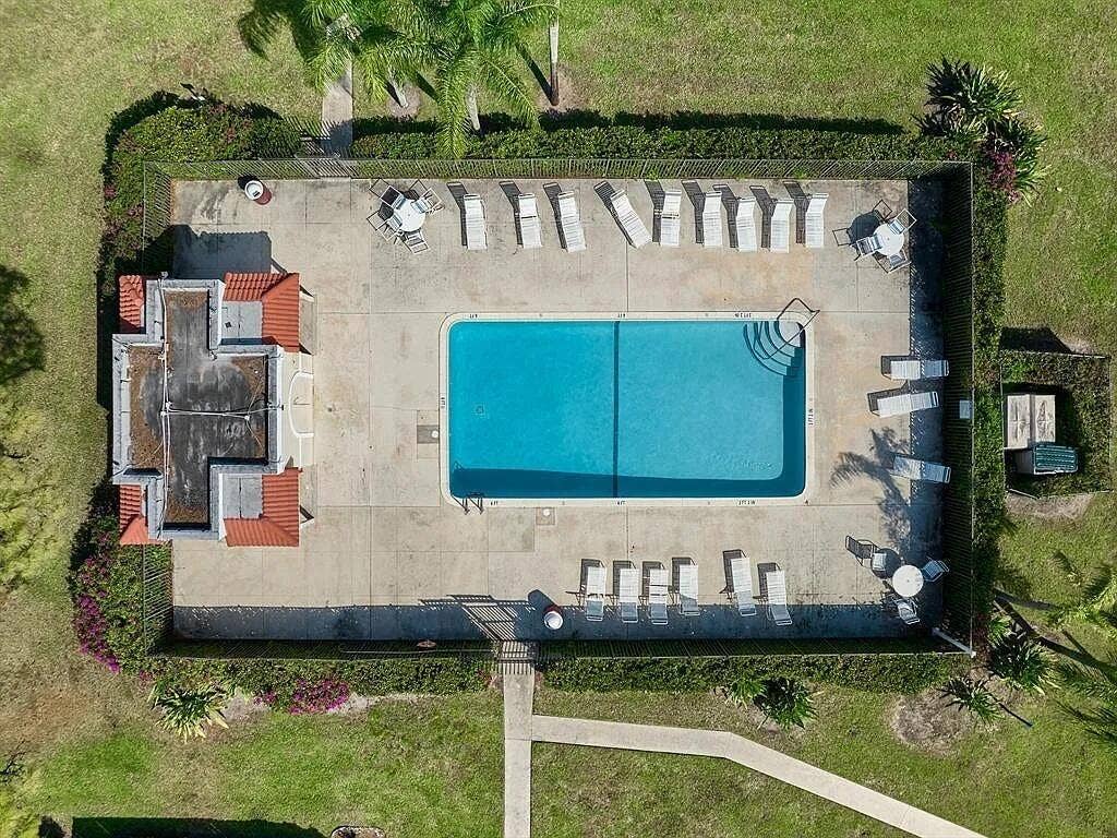 4145 VILLAGE Drive, #A, Delray Beach, Delray Beach, FL 33445 810fc87dccb585a72c8a3b88d79cf59c-uncropp