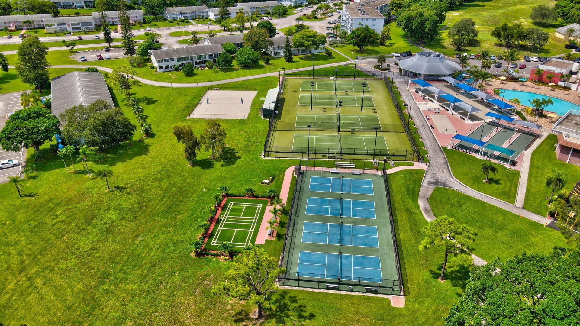 2051 Cambridge C, Deerfield Beach, FL 33442 57-web-or-mls-DJI_0392And4more