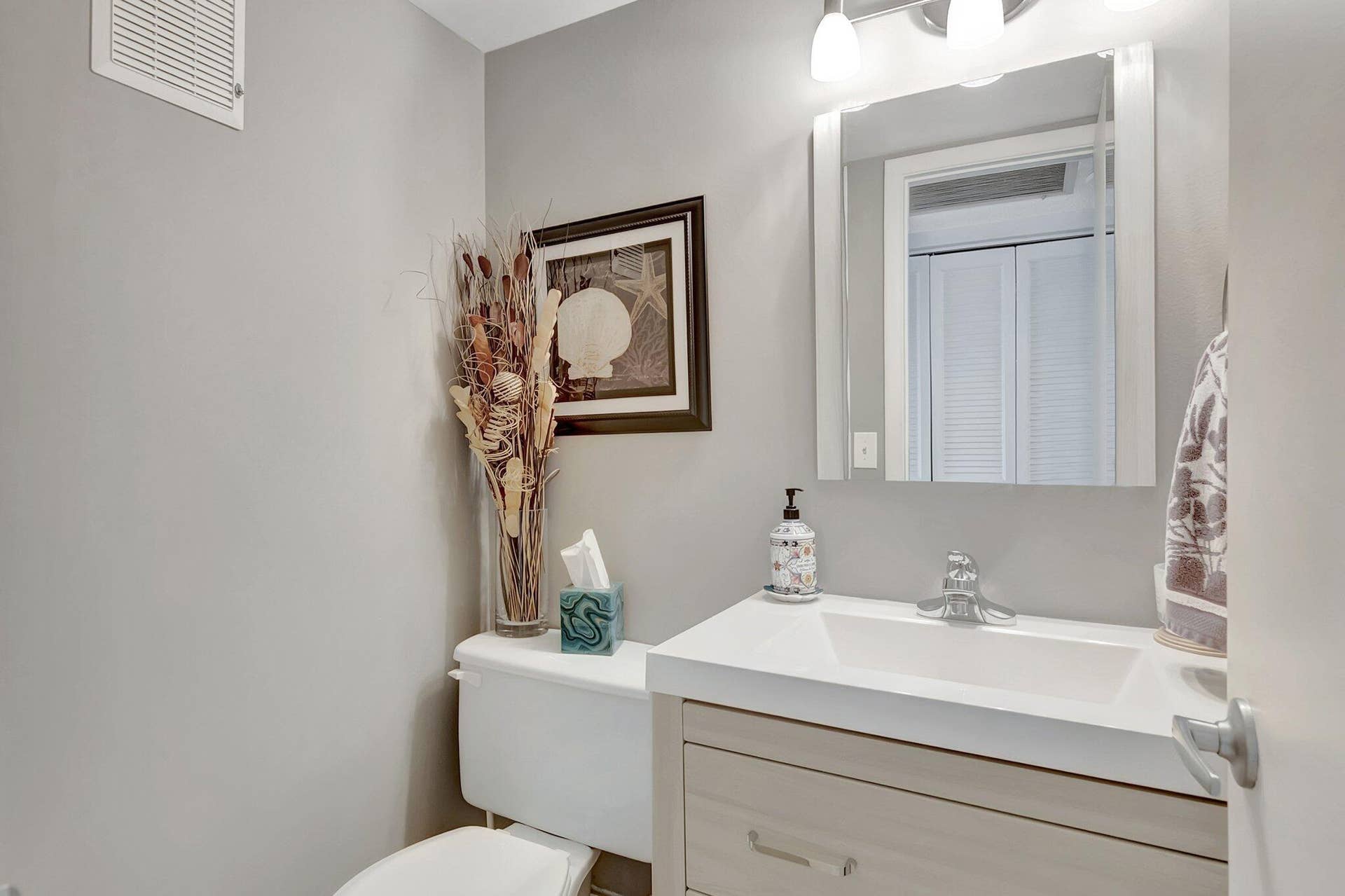2051 Cambridge C, Deerfield Beach, FL 33442 2051 Cambridge C