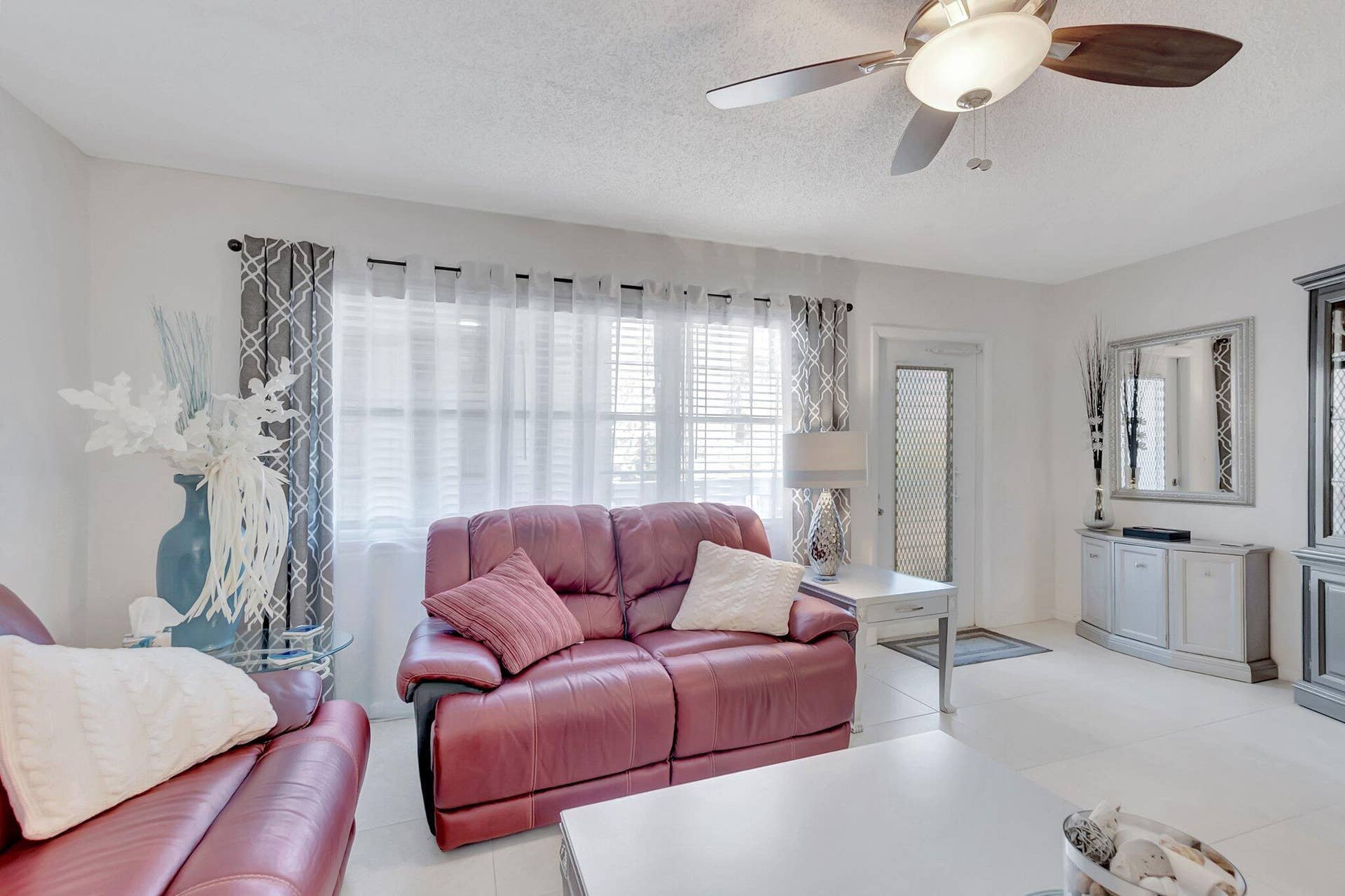 2051 Cambridge C, Deerfield Beach, FL 33442 2051 Cambridge C