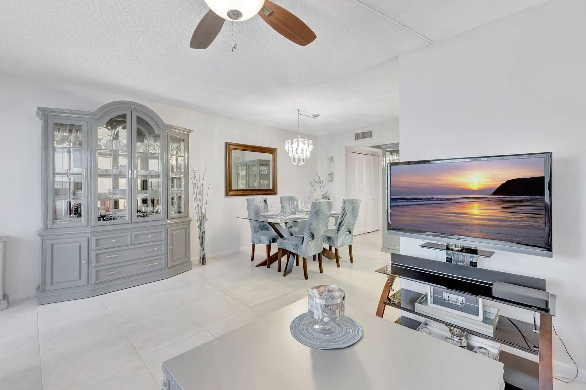 2051 Cambridge C, Deerfield Beach, FL 33442 2051 Cambridge C