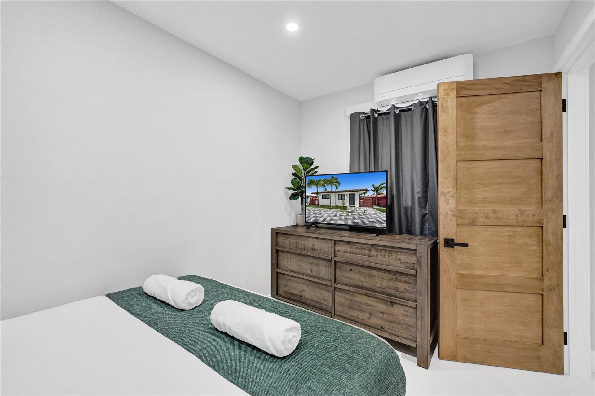 4536 POINCIANA Street, #2, Lauderdale-By-The-Sea, Lauderdale By The Sea, FL 33308 Photo 13