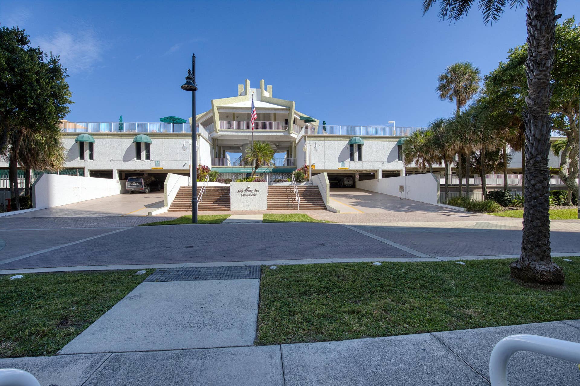 111 Briny Avenue, #610, Pompano Beach, FL 33062 I26A0001_hdr