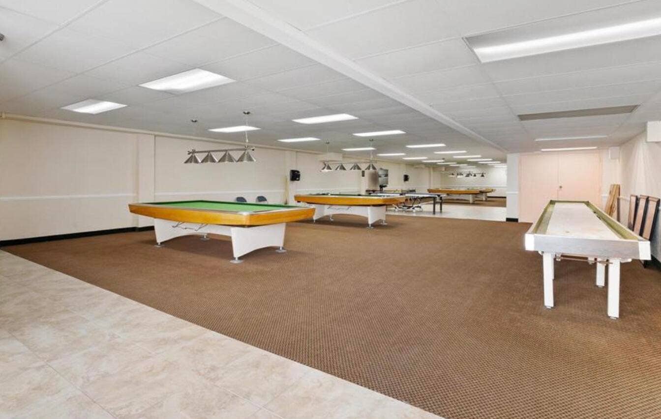 111 Briny Avenue, #610, Pompano Beach, FL 33062 pool tables
