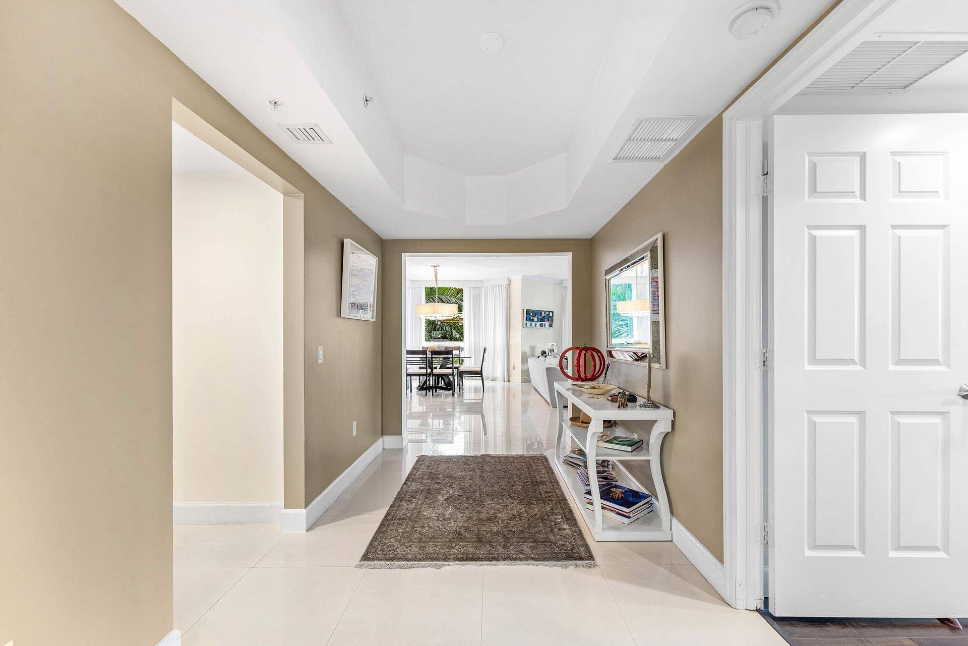 411 N New River Drive E, #401, Fort Lauderdale, FL 33301 003-411NorthNewRiverDriveEast-FortLauder