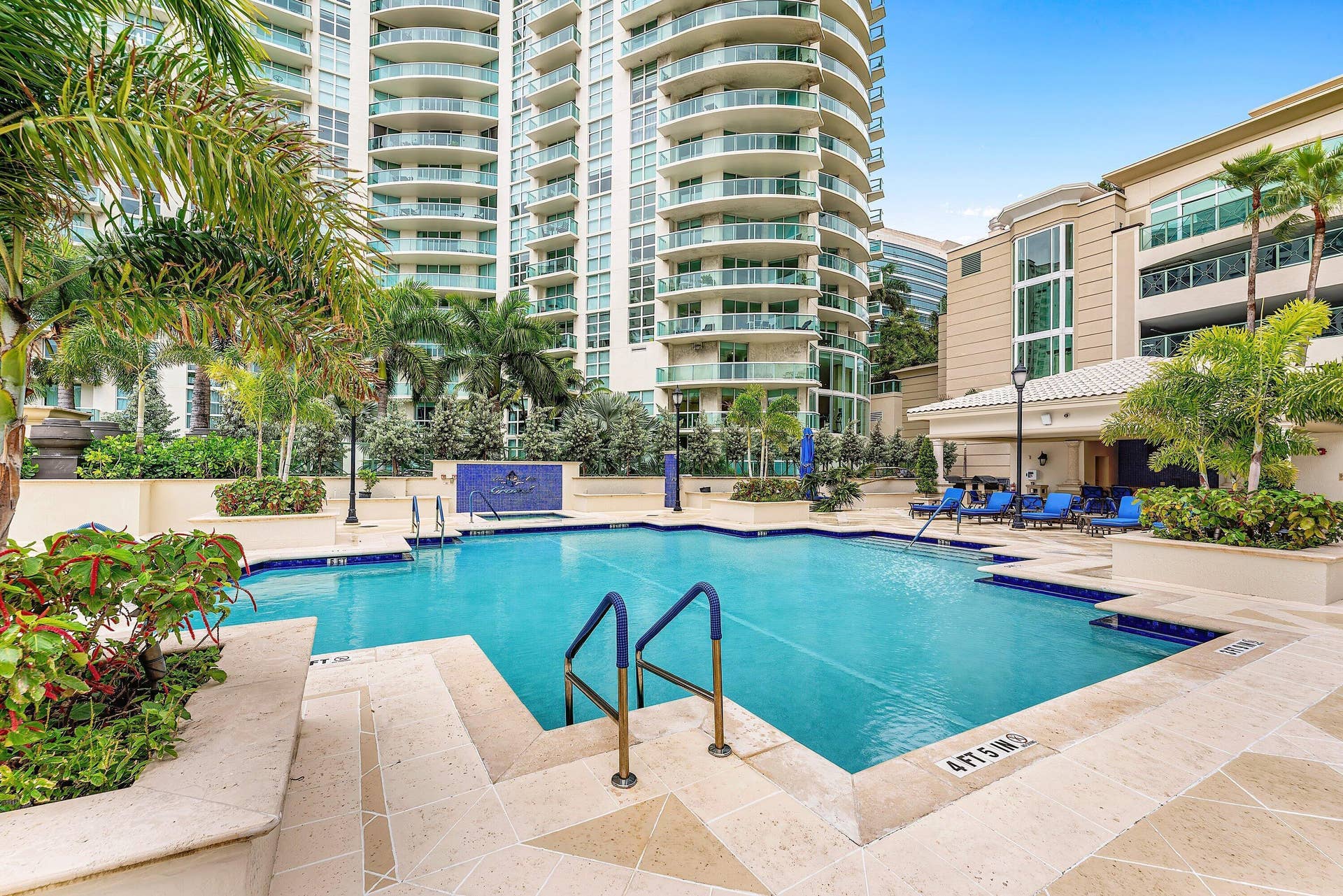 411 N New River Drive E, #401, Fort Lauderdale, FL 33301 040-411NorthNewRiverDriveEast-FortLauder