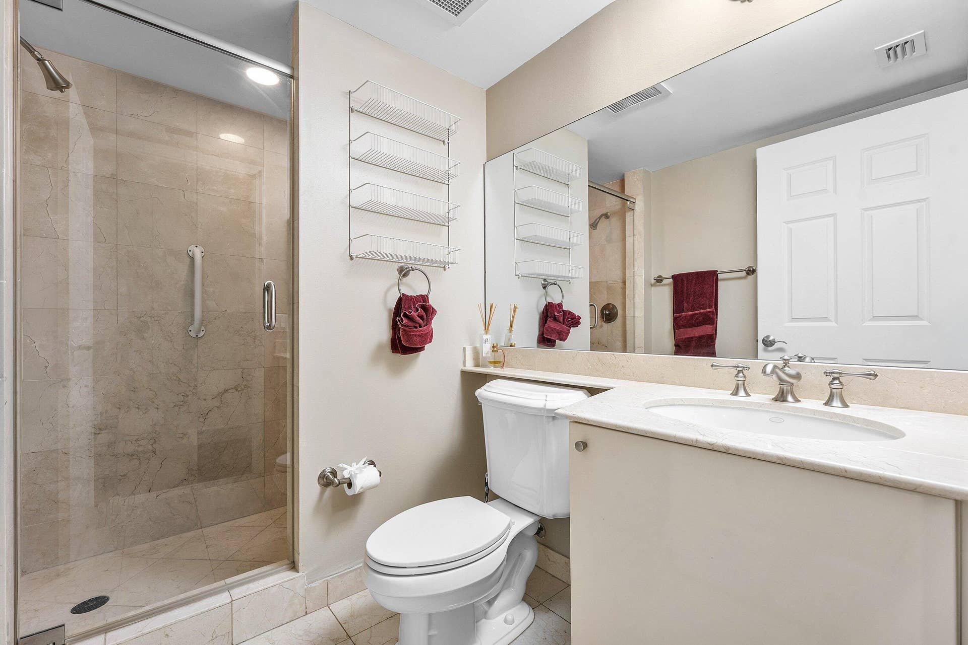 411 N New River Drive E, #401, Fort Lauderdale, FL 33301 033-411NorthNewRiverDriveEast-FortLauder