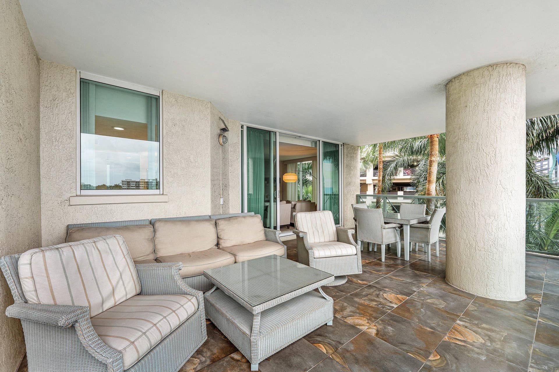 411 N New River Drive E, #401, Fort Lauderdale, FL 33301 025-411NorthNewRiverDriveEast-FortLauder