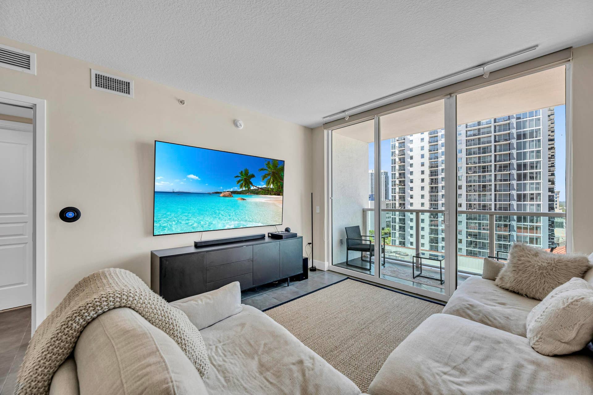 350 SE 2nd Street, #1980, Fort Lauderdale, FL 33301 350 SE 2ND ST #1980-7