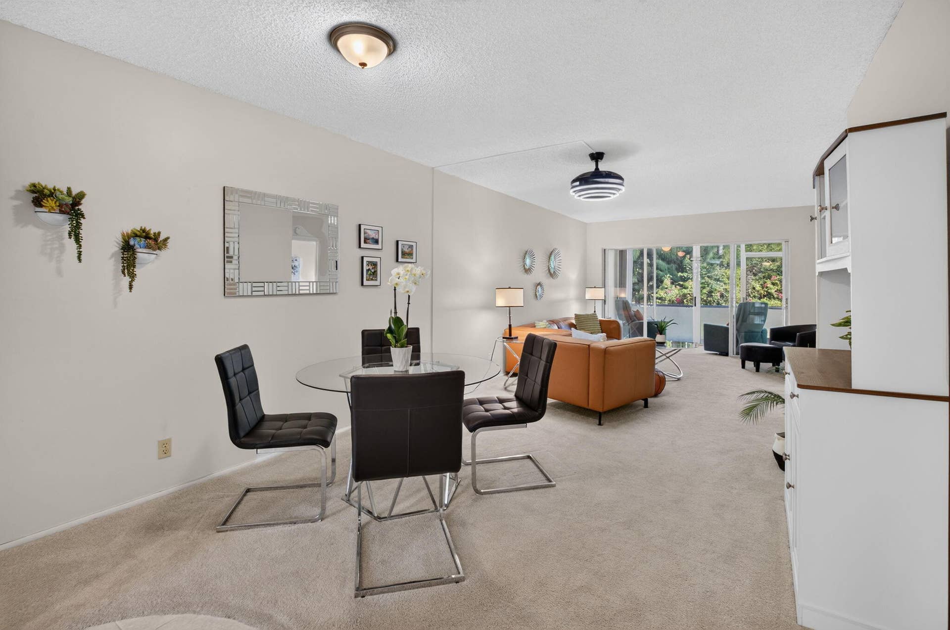 2320 SW 22nd Avenue, #211, Delray Beach, FL 33445 Neutral wall tones and ceiling light fixtures