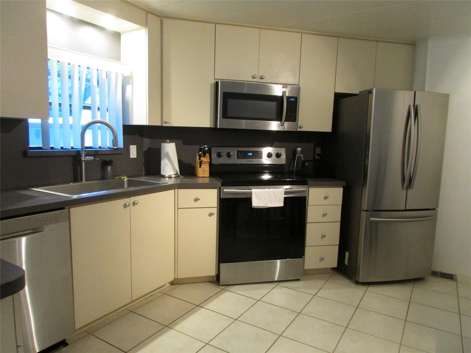 5249 NW 4TH Terrace, Deerfield Beach, Deerfield Beach, FL 33064 Photo 13