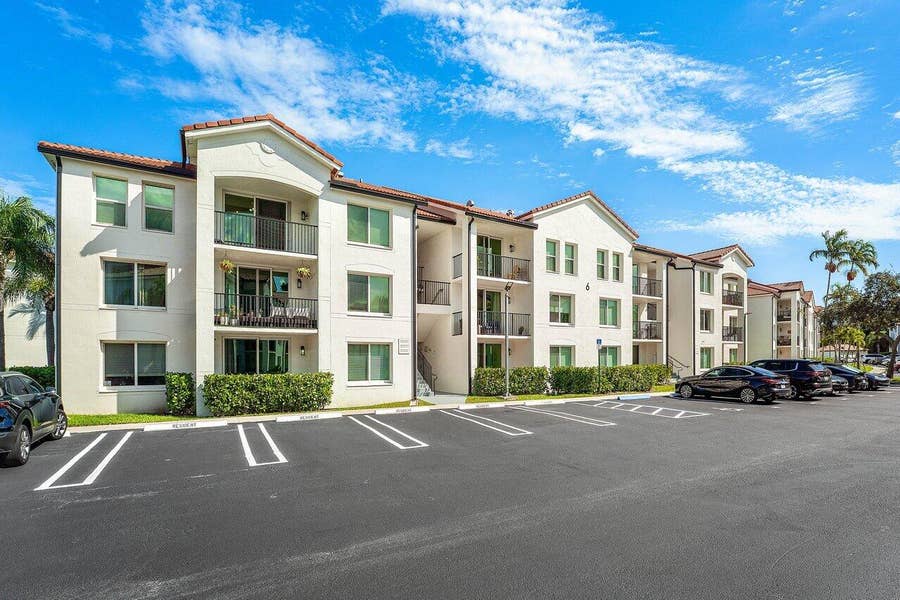Property photo for 603 Villa Circle, Boynton Beach, FL