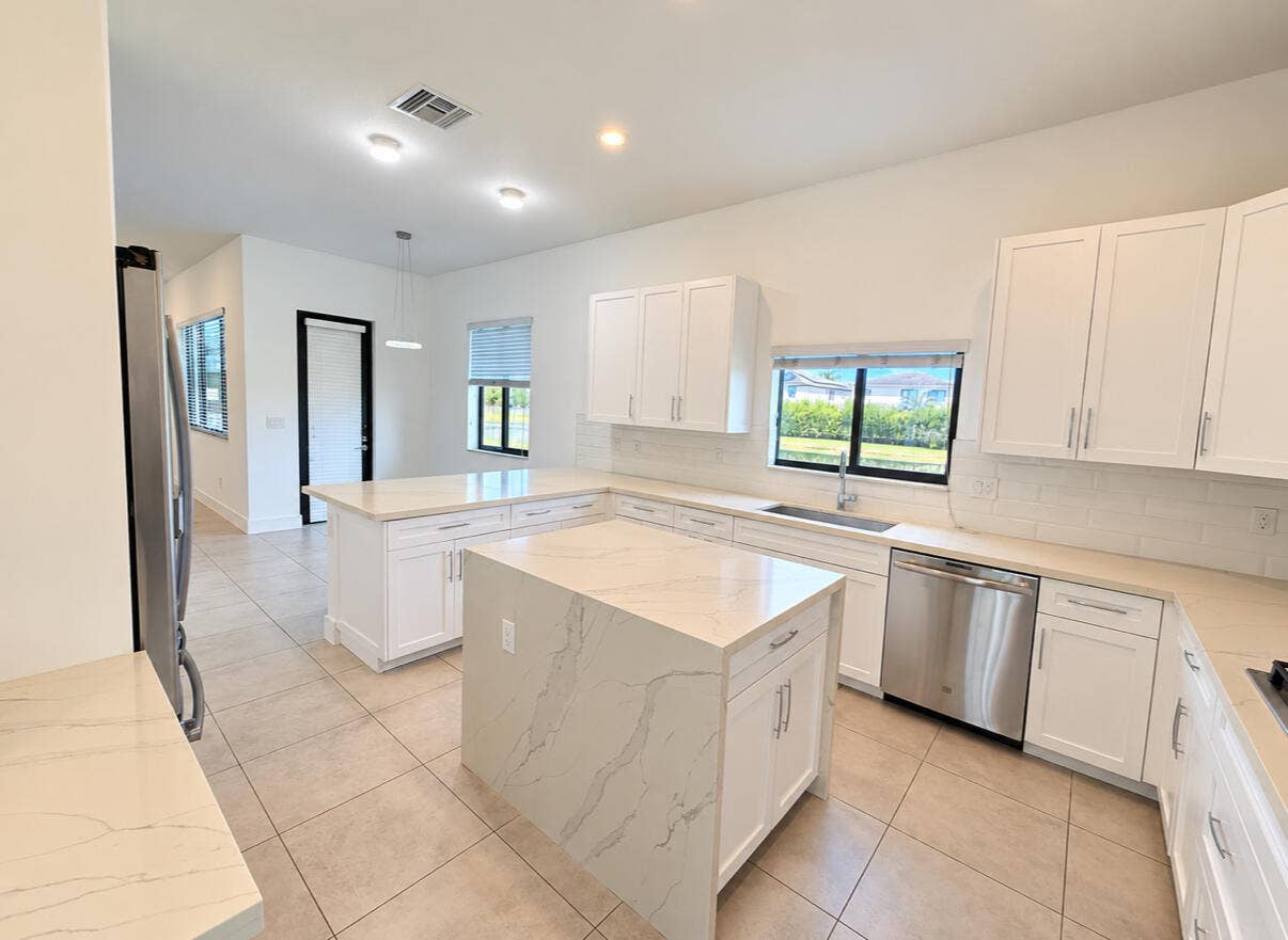 10805 PACIFICA Way, Parkland, FL 33076 IMG_4631