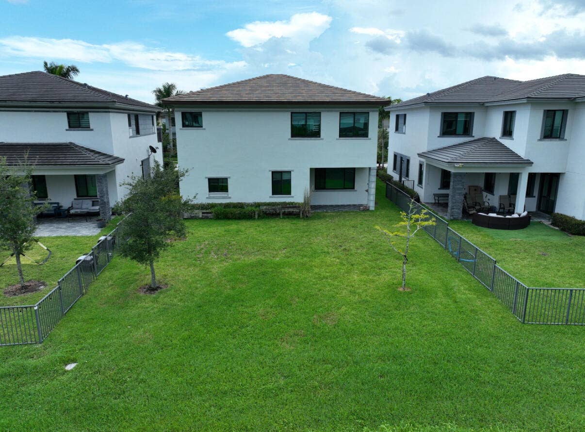 10805 PACIFICA Way, Parkland, FL 33076 IMG_4721