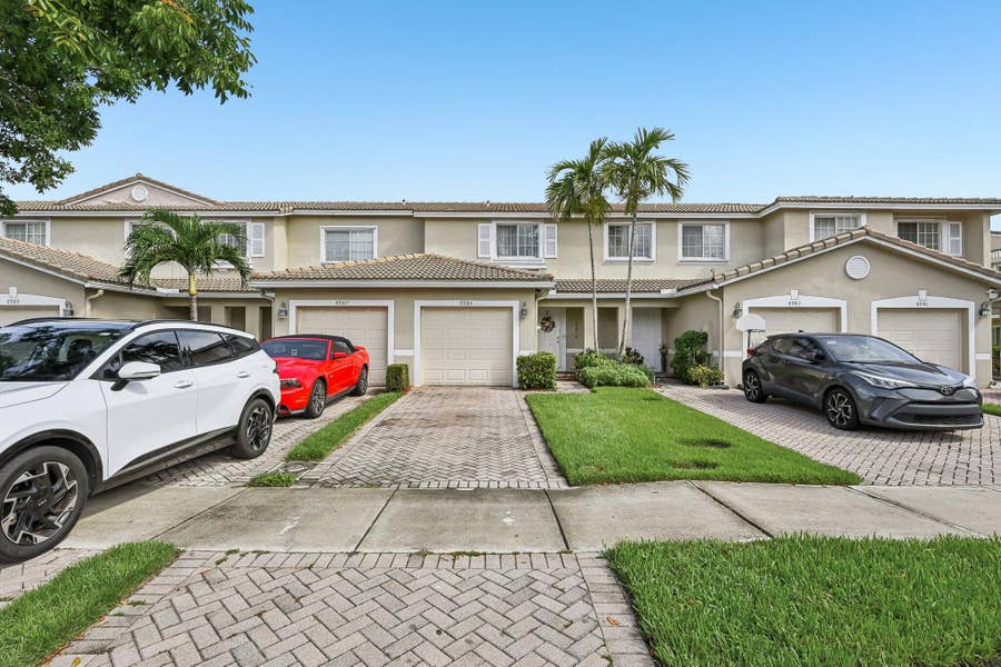 Property photo for 8985 LANCASTER Street, Tamarac, FL