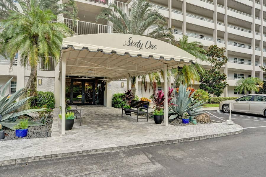 Property photo for 575 OAKS Lane, #104, Pompano Beach, FL