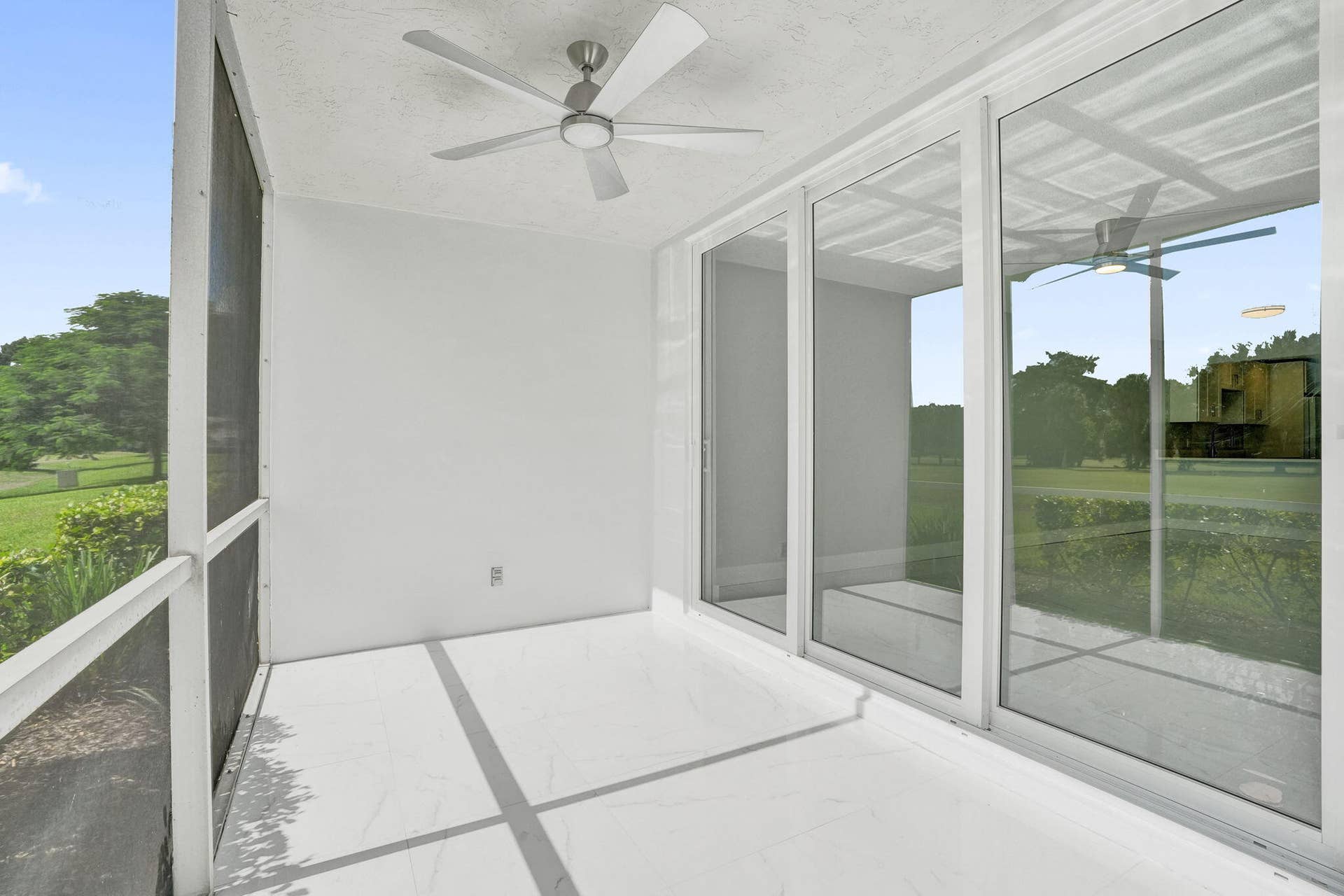 575 OAKS Lane, #104, Pompano Beach, FL 33069 39-web-or-mls-DSC06270