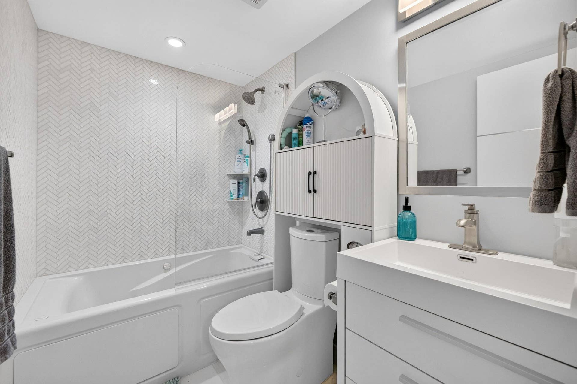 32 ensuite Bath