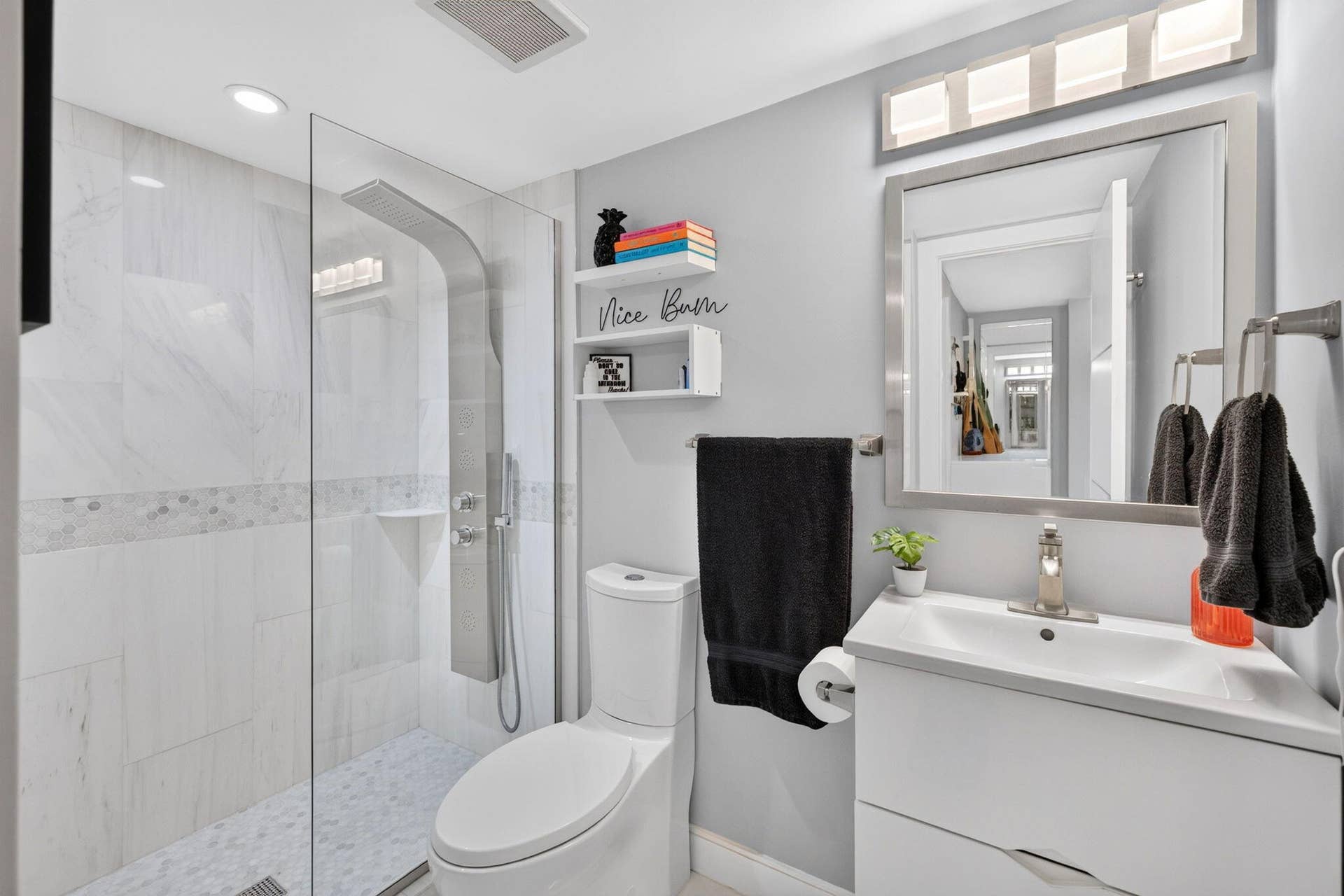 24 Guest Bath