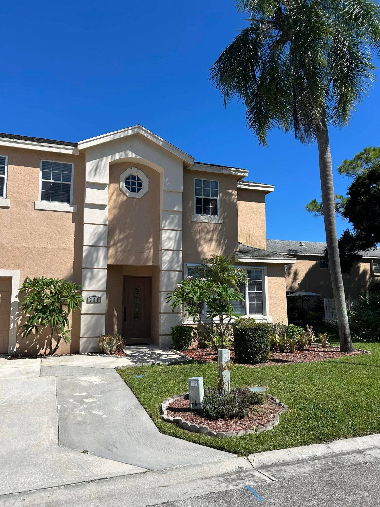 331 OAK CREST Terrace, #331, Jupiter, Jupiter, FL 33458 LAUREL OAKS