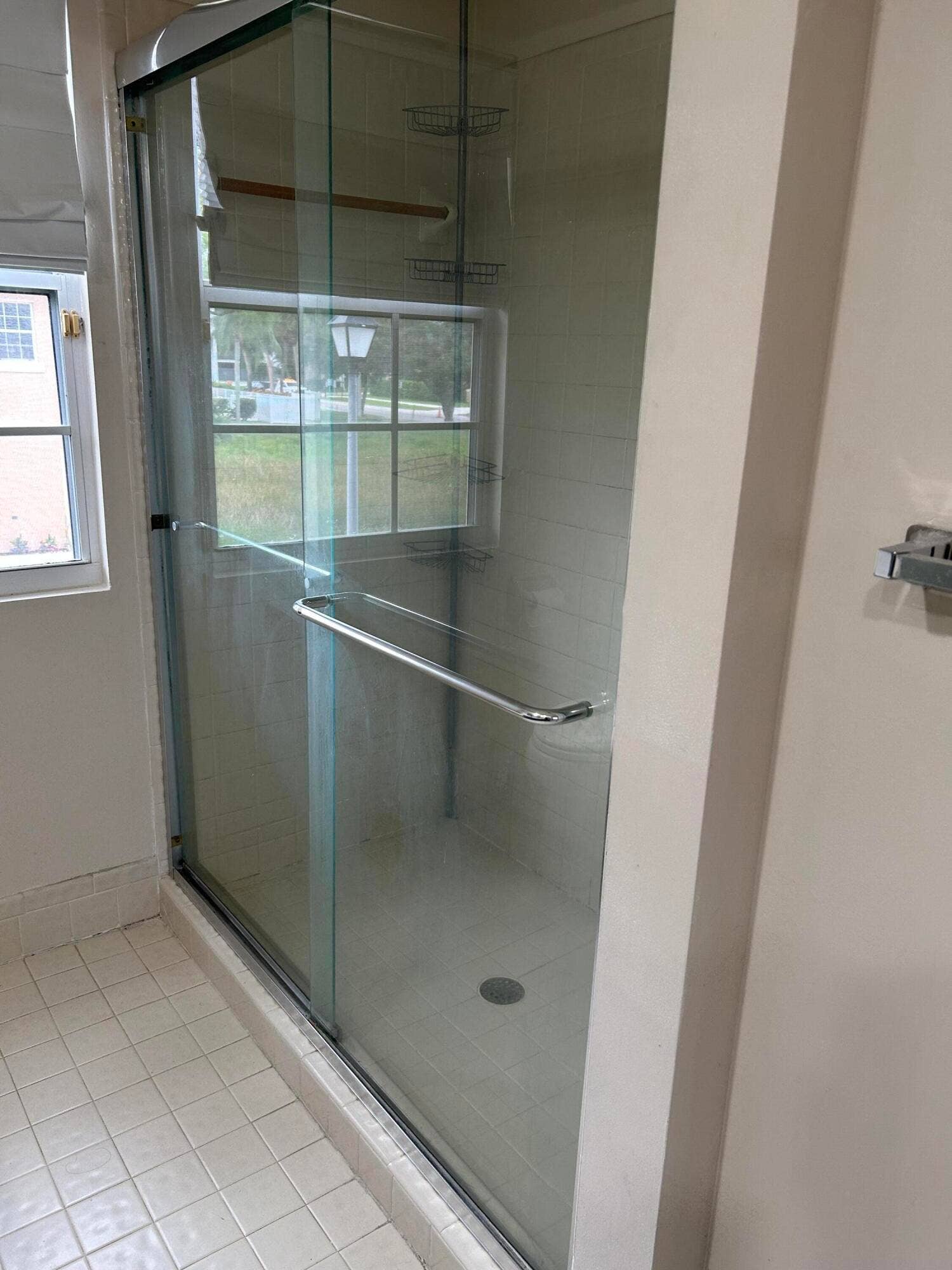 331 OAK CREST Terrace, #331, Jupiter, Jupiter, FL 33458 PRIMARY BATHROOM
