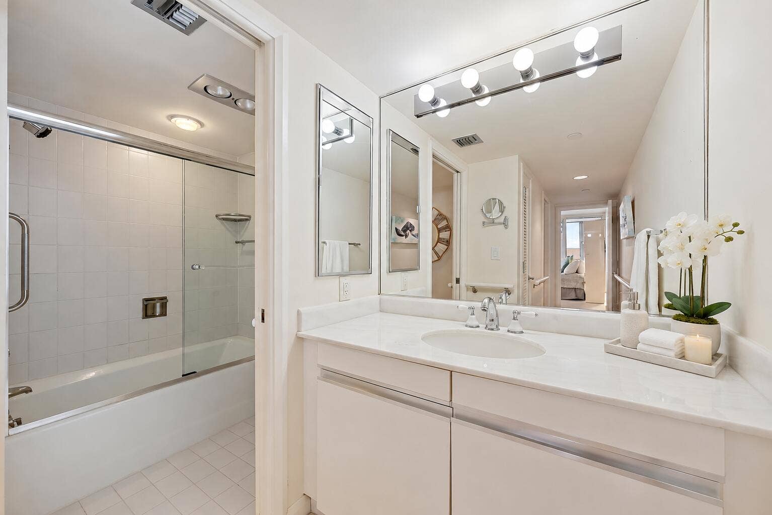 100 Lakeshore Drive, #251, North Palm Beach, FL 33408 Full Bath