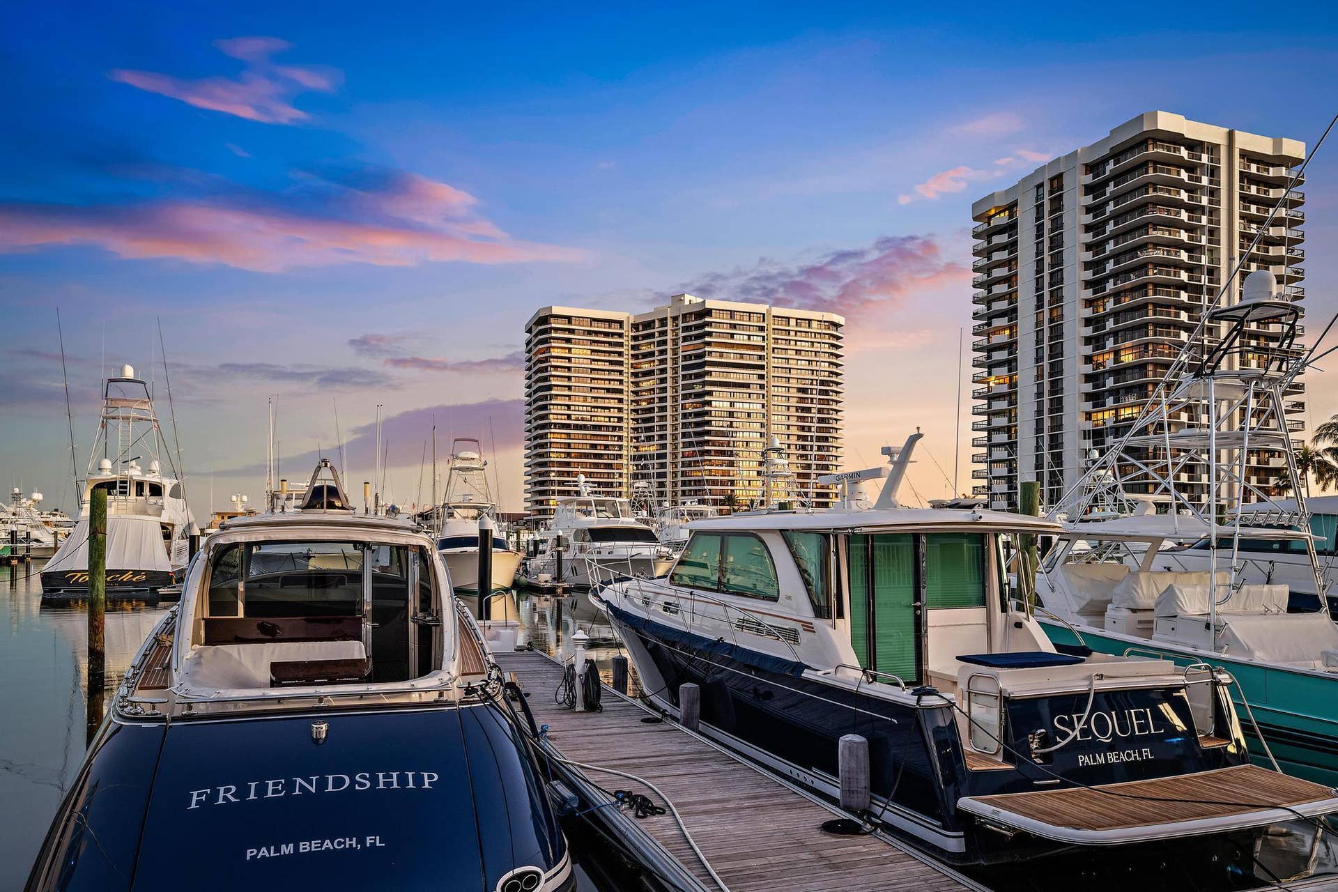 100 Lakeshore Drive, #251, North Palm Beach, FL 33408 Marina