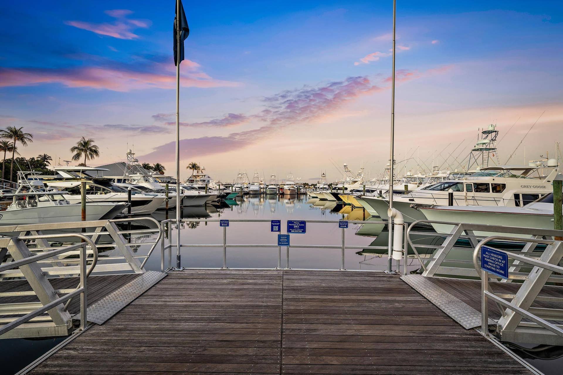 100 Lakeshore Drive, #251, North Palm Beach, FL 33408 Marina
