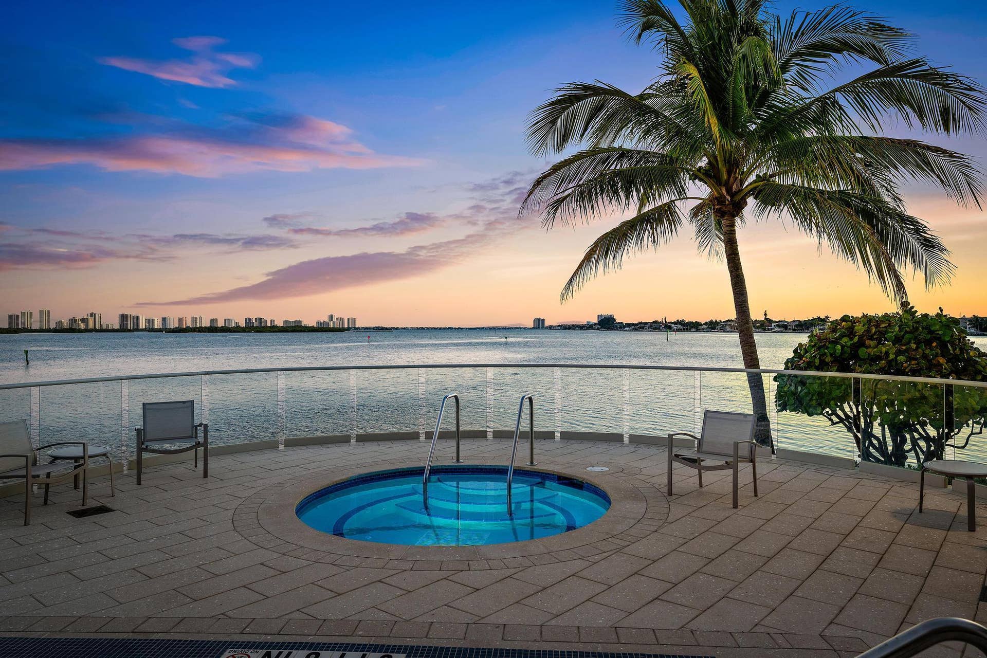 100 Lakeshore Drive, #251, North Palm Beach, FL 33408 Community Hot Tub