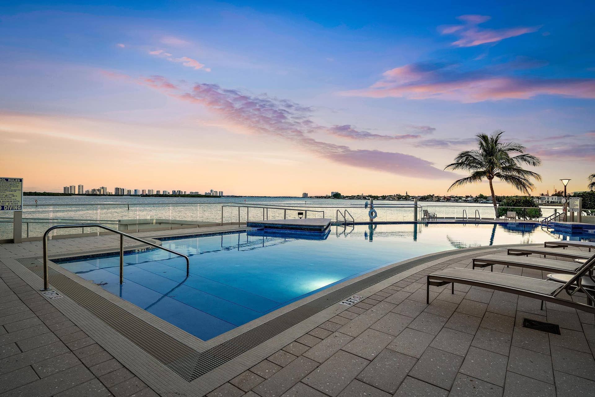 100 Lakeshore Drive, #251, North Palm Beach, FL 33408 Community Pool