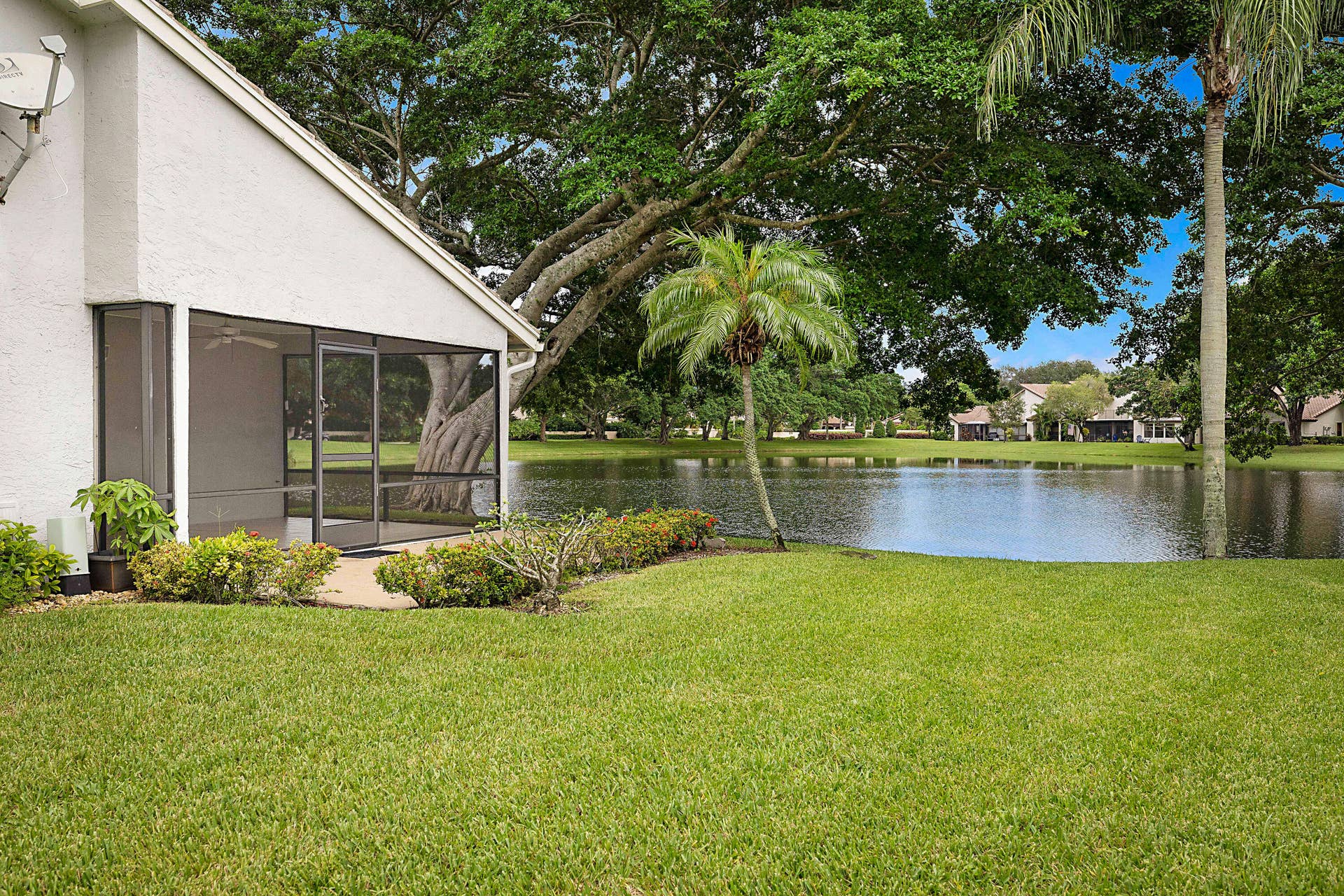 702 DEER CREEK NORTH SHORE Drive, Deerfield Beach, FL 33442 Exterior Side