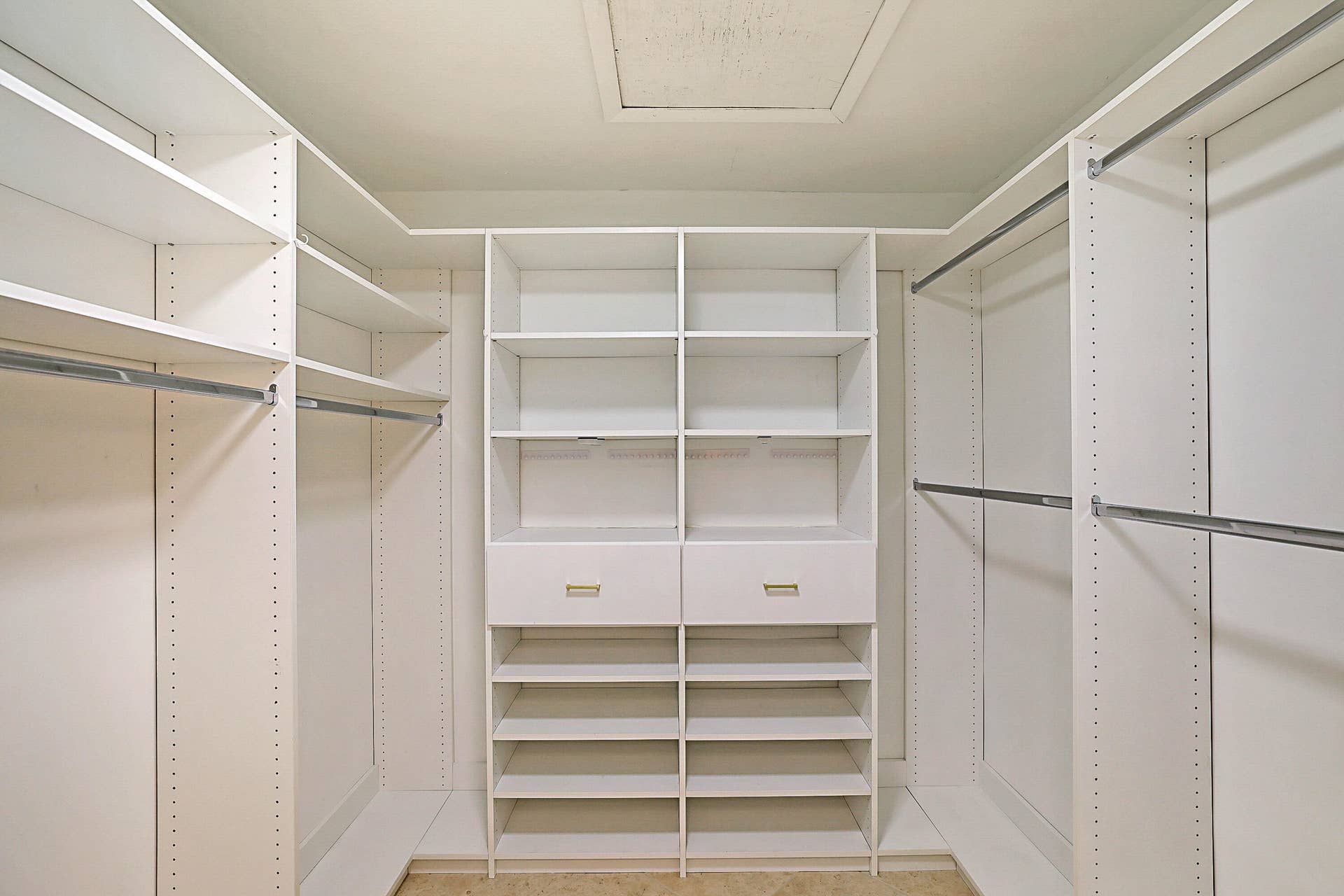702 DEER CREEK NORTH SHORE Drive, Deerfield Beach, FL 33442 Custom Walk-In Closet
