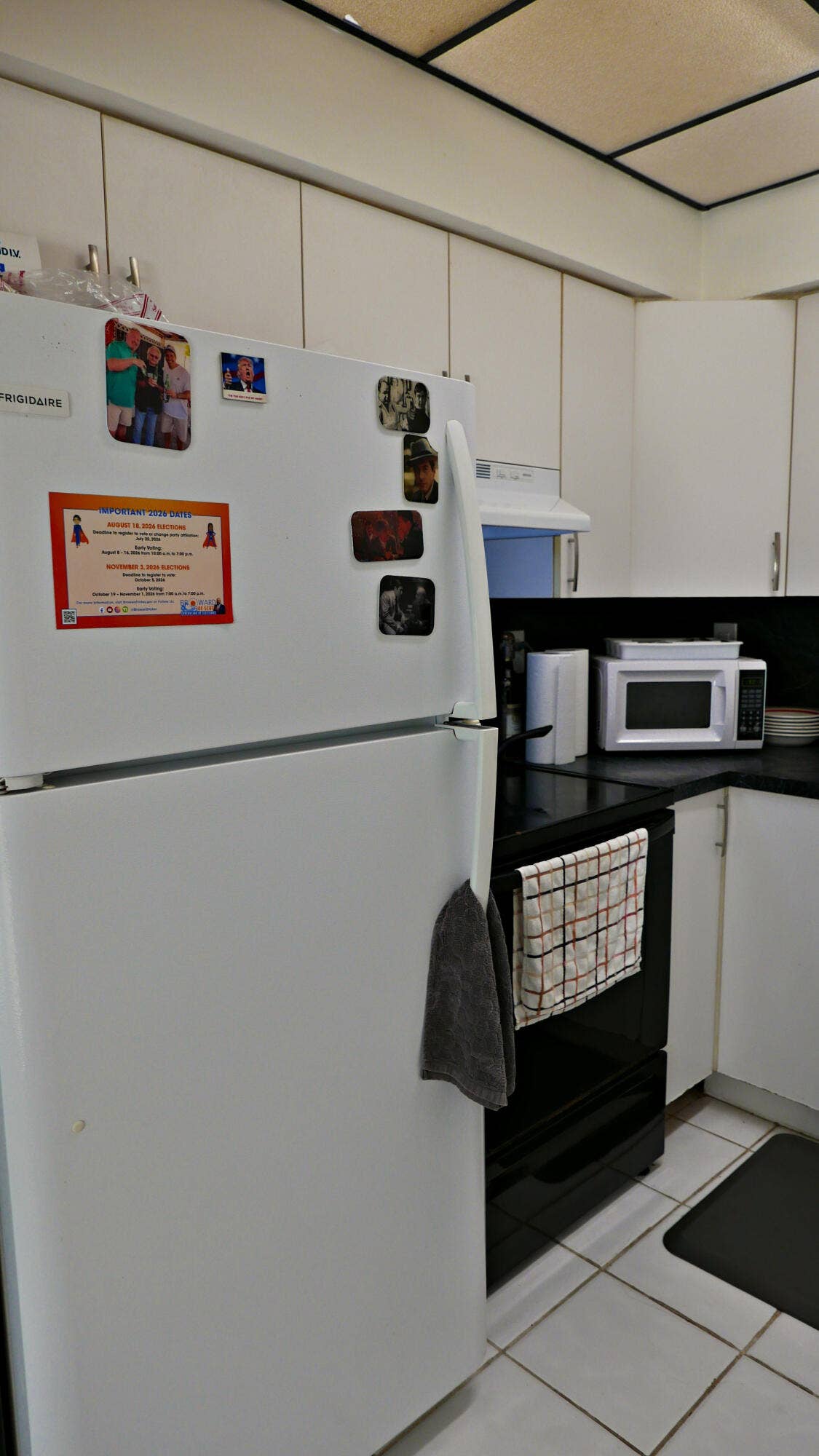810 SE 22 Ave #202 Kitchen 1