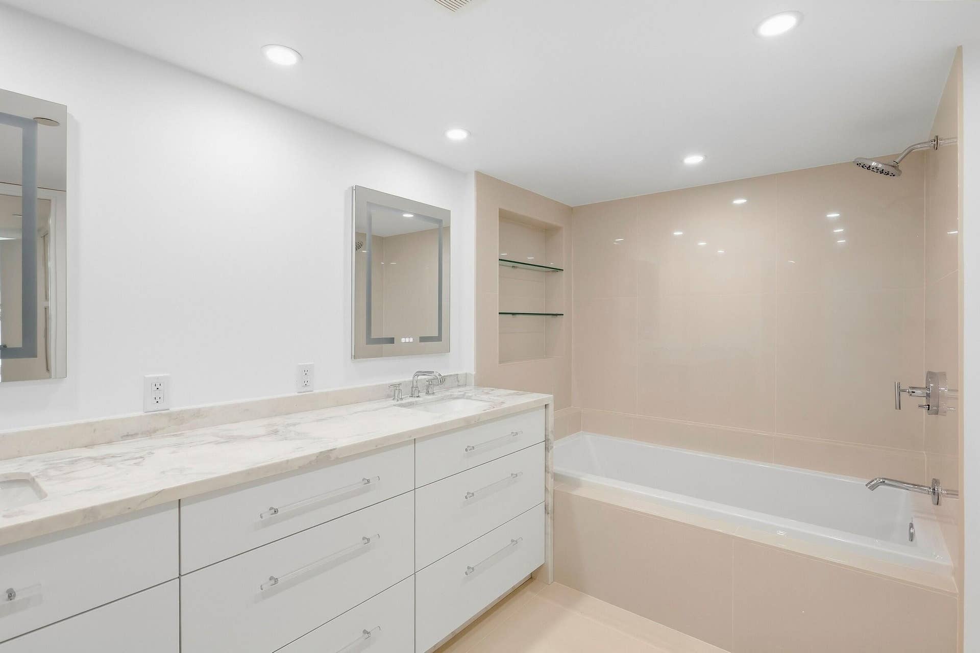3210 S OCEAN Boulevard, #504, Highland Beach, FL 33487 Image00025