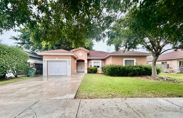 Property photo for 707 SE 14TH Avenue, Homestead, FL