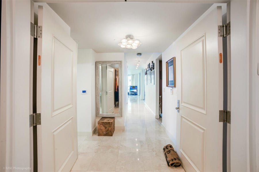 Property photo for 3101 S OCEAN Drive, #401, Hollywood, FL