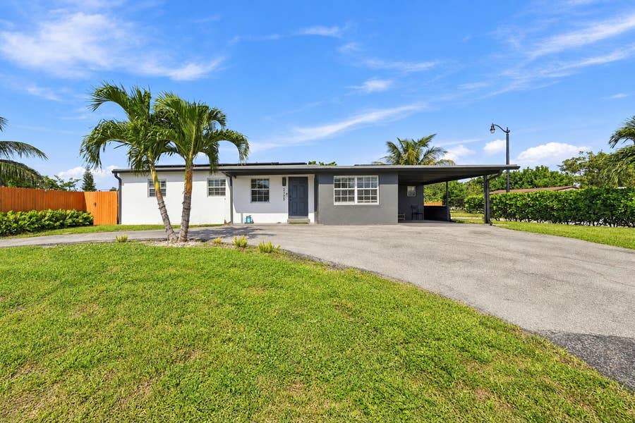 Property photo for 2775 NE 16TH Avenue, Pompano Beach, FL