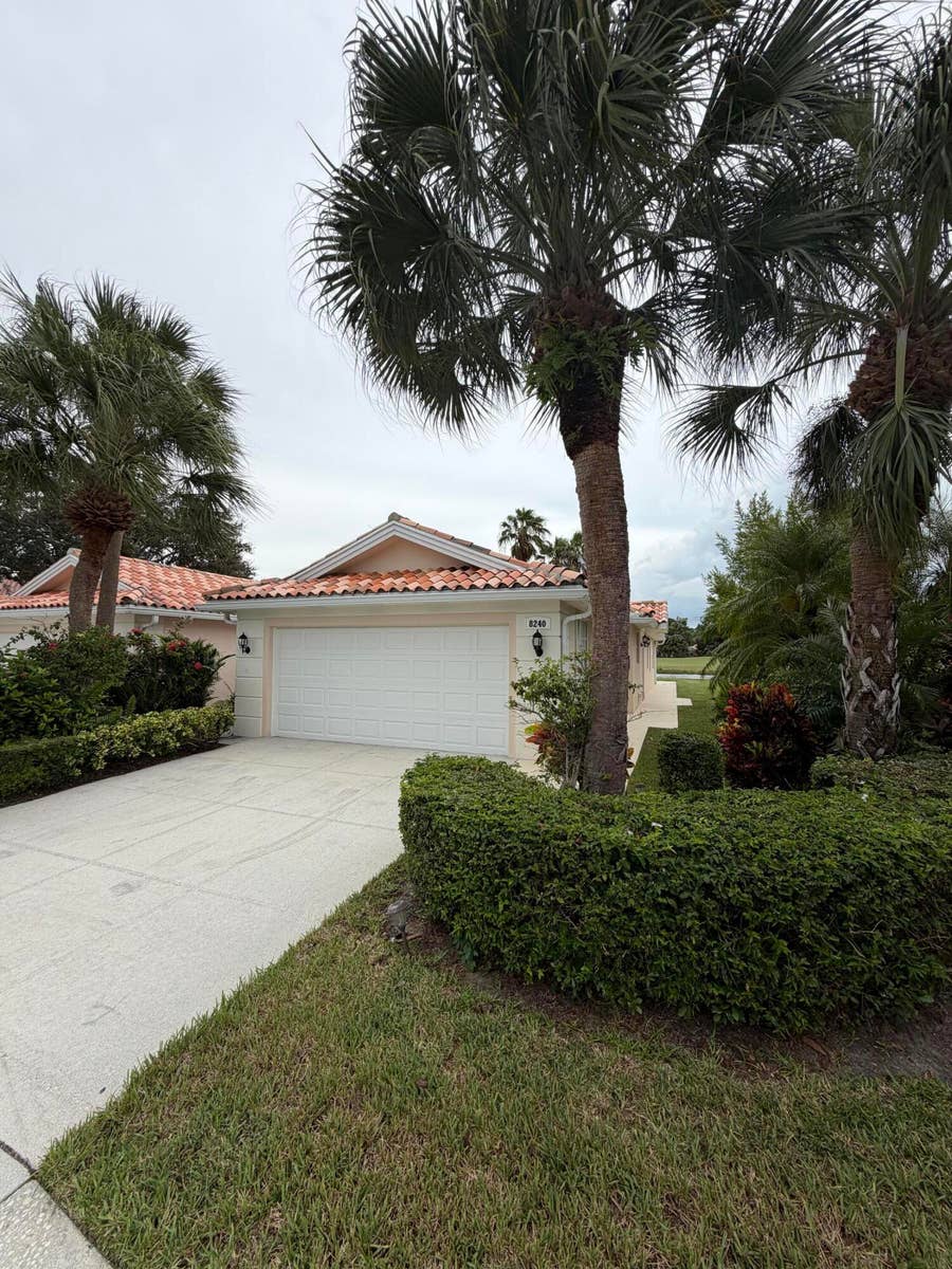 Property photo for 8240 SE DOUBLE TREE Drive, Hobe Sound, FL