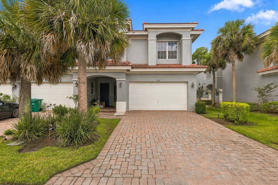Property photo for 2154 SW CAPE COD Drive, Port St Lucie, FL